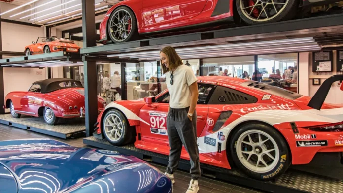 Iga Swiatek Car Collection