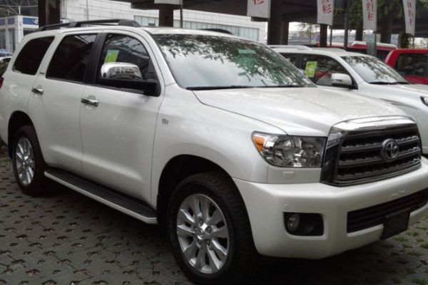 Toyota Sequoia