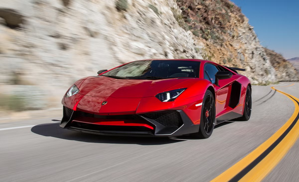 2016 Lamborghini Aventador